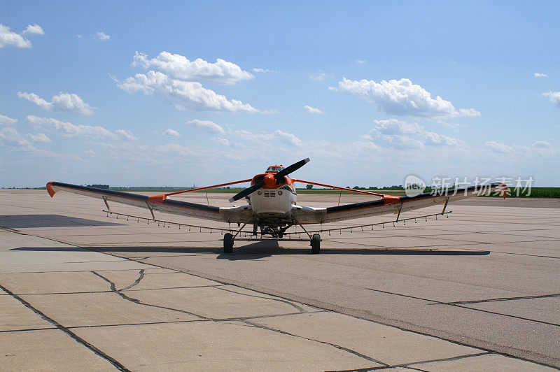 Cessna A188B作物喷粉机